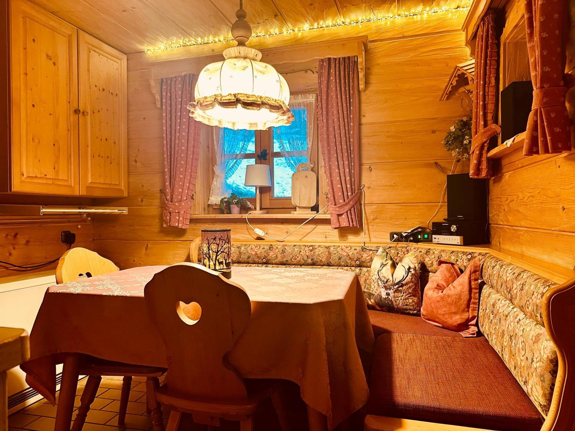 Almbruennerl Die Almhuette Auf Der Raffner Alm Ruhpolding Exterior foto