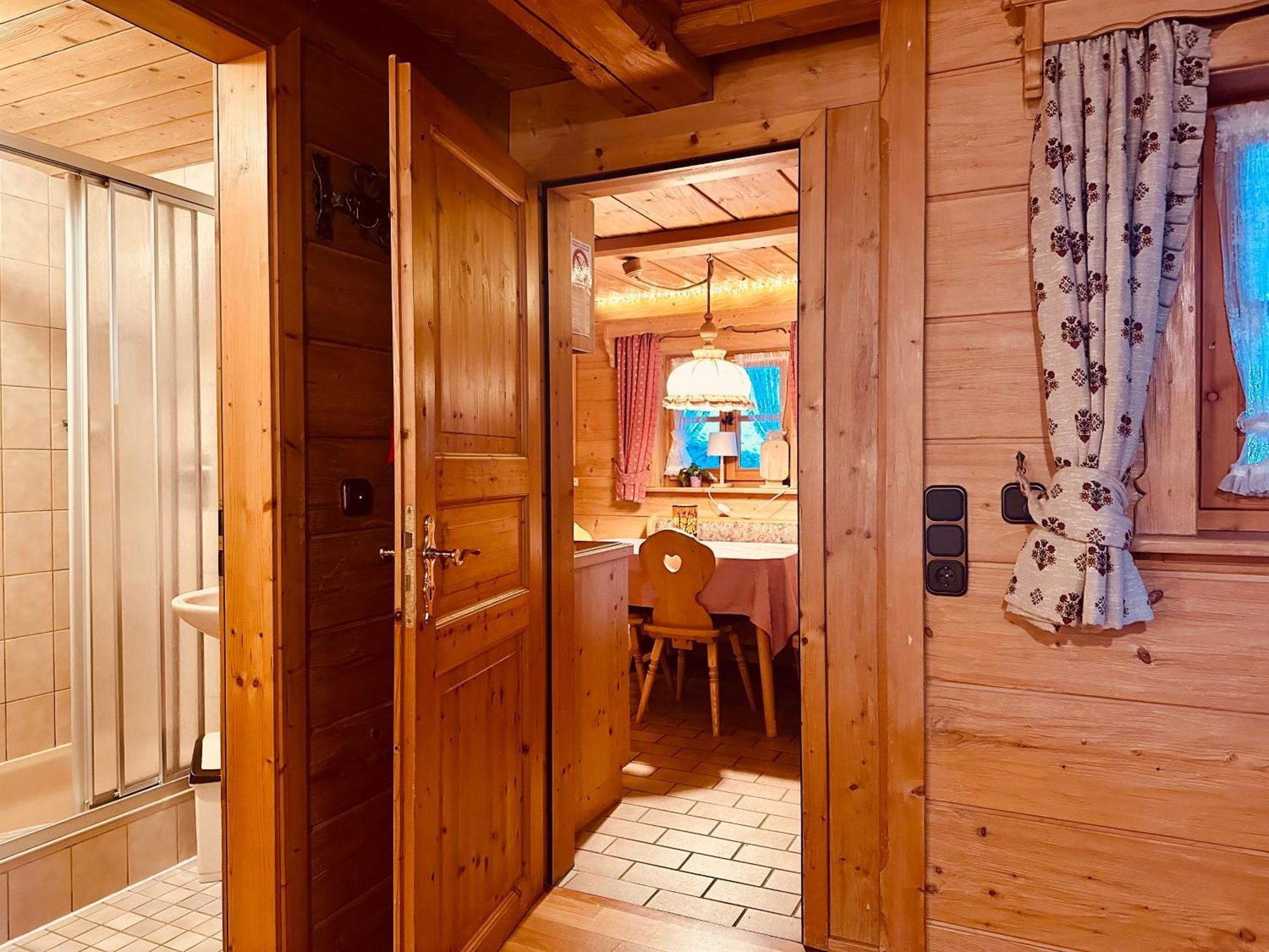 Almbruennerl Die Almhuette Auf Der Raffner Alm Ruhpolding Exterior foto