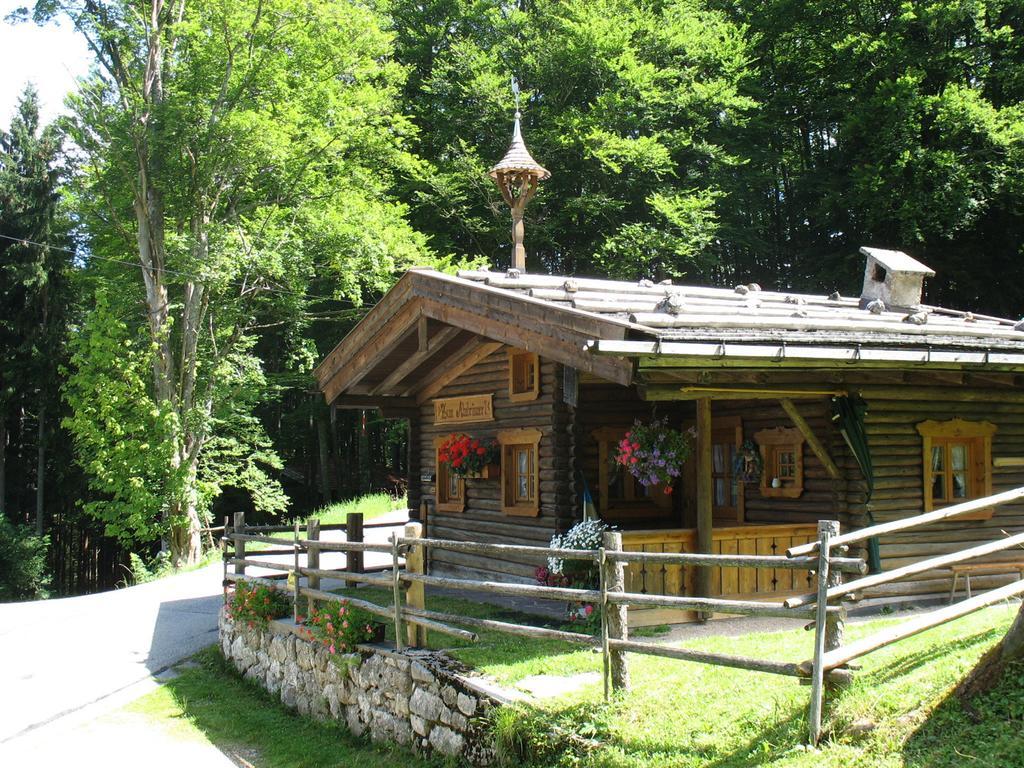 Almbruennerl Die Almhuette Auf Der Raffner Alm Ruhpolding Quarto foto