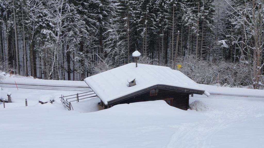 Almbruennerl Die Almhuette Auf Der Raffner Alm Ruhpolding Quarto foto