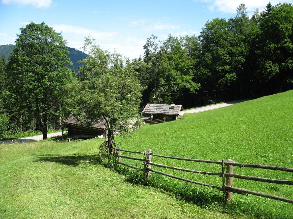 Almbruennerl Die Almhuette Auf Der Raffner Alm Ruhpolding Quarto foto