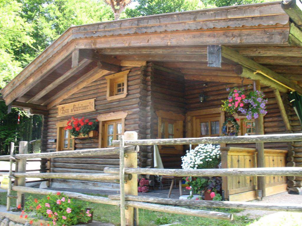 Almbruennerl Die Almhuette Auf Der Raffner Alm Ruhpolding Quarto foto